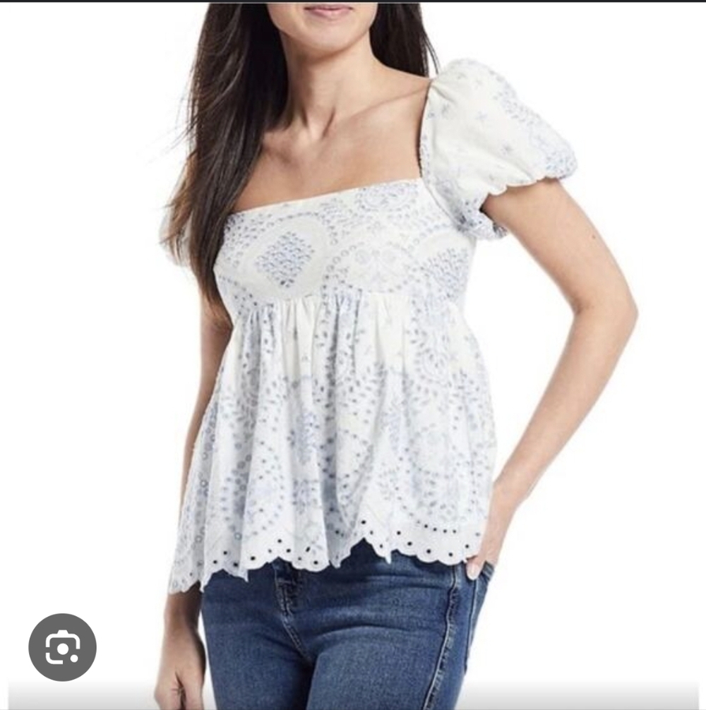 Antonio Melani Eyelet Embroidered Square Neck Puff Sleeve Open Back Top sz 6